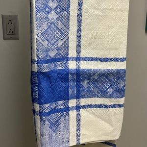 Tablecloth and Napkins